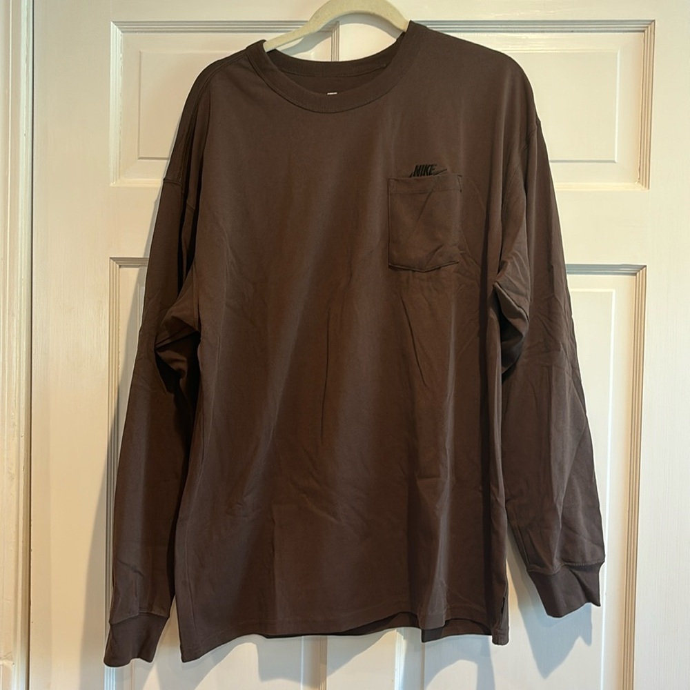 Nike long sleeve t
